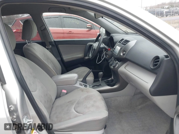 2011 Toyota RAV4 with VIN JTMBK4DVXB5101939, listed as a IAAI auction lot 41707142 with 196,209 mi miles. Bid and sale history available at carsss.com. Image 5.