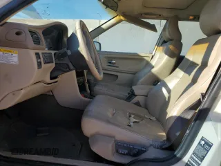 2000 Volvo V70 with VIN YV1LZ56D1Y2655112, listed as a Copart auction lot 79772224 with 256,697 mi miles and Clean Title. Bid and sale history available at carsss.com. Image 7.