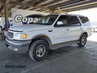 2002 Ford Expedition Eddie Bauer z VIN 1FMPU18L22LA23719, wystawiony jako Copart lot #57863995 z przebiegiem 148 641 mil mil oraz Szkoda całkowita • Salvage title. Historia ofert i sprzedaży dostępna na DreamBid. Obrazek 1.