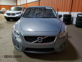 2012 Volvo C30 z VIN YV1672MK9C2284681, wystawiony jako Copart lot #78033234 z przebiegiem 240 492 mil mil oraz Czysty tytuł • Clean title. Historia ofert i sprzedaży dostępna na DreamBid. Obrazek 5.
