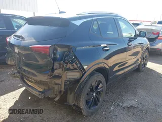 2024 Buick Encore GX Sport Touring z VIN KL4AMDSL3RB083426, wystawiony jako IAAI lot #42067872 z przebiegiem 45 504 mil mil oraz . Historia ofert i sprzedaży dostępna na DreamBid. Obrazek 4.