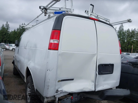 2020 Chevrolet Express Cargo z VIN 1GCWGAFGXL1276698, wystawiony jako IAAI lot #42406833 z przebiegiem 63 143 mil mil oraz . Historia ofert i sprzedaży dostępna na DreamBid. Obrazek 3.