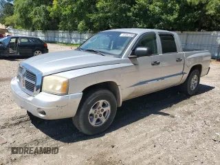 2007 Dodge Dakota SLT z VIN 1D7HE48P67S218445, wystawiony jako Copart lot #61587285 z przebiegiem 173 377 mil mil oraz Czysty tytuł • Clean title. Historia ofert i sprzedaży dostępna na DreamBid. Obrazek 1.