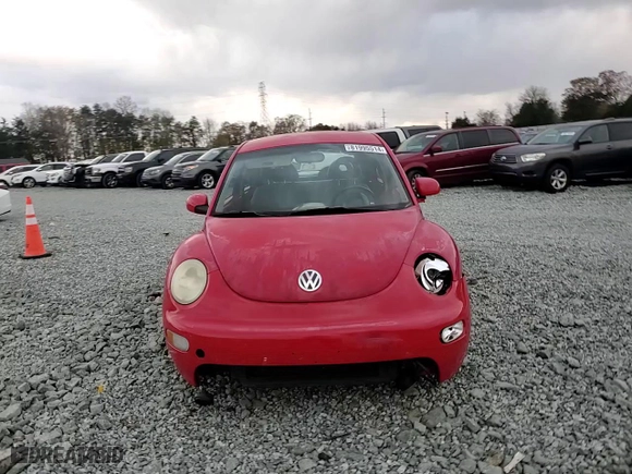 2001 Volkswagen New Beetle GLS with VIN 3VWCK21C41M455005, listed as a Copart auction lot 81995514 with 167,182 mi miles and Salvage Title. Bid and sale history available at carsss.com. Image 11.