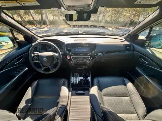 2021 Honda Passport Elite with VIN 5FNYF8H01MB013559, listed as a Copart auction lot 53684375 with 37,300 mi miles and Clean Title. Bid and sale history available at carsss.com. Image 9.