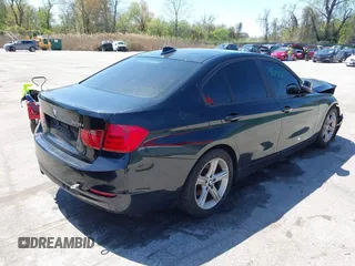 2013 BMW 3 Series 328i z VIN WBA3C1C56DF438426, wystawiony jako IAAI lot #42052101 z przebiegiem 180 524 mil mil oraz . Historia ofert i sprzedaży dostępna na DreamBid. Obrazek 4.