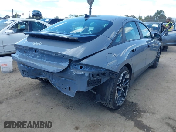 2023 Hyundai Ioniq 6 SEL z VIN KMHM34AA5PA033700, wystawiony jako IAAI lot #41954862 z przebiegiem 16 304 mil mil oraz . Historia ofert i sprzedaży dostępna na DreamBid. Obrazek 4.