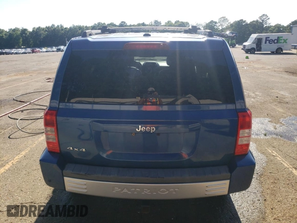 2010 Jeep Patriot Limited z VIN 1J4NF4GB4AD519060, wystawiony jako Copart lot #57623785 z przebiegiem 187 257 mil mil oraz Szkoda całkowita • Salvage title. Historia ofert i sprzedaży dostępna na DreamBid. Obrazek 6.
