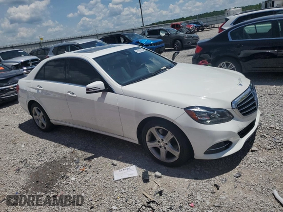 2014 Mercedes-Benz E 350 Luxury with VIN WDDHF8JB8EA776092, listed as a Copart auction lot 61545825 with 92,996 mi miles and Salvage title. Bid and sale history available at DreamBid. Image 4.