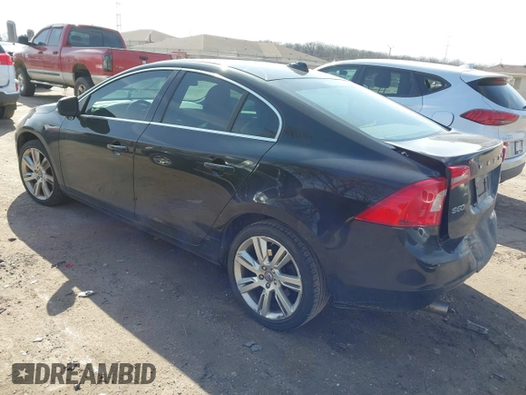 2012 Volvo S60 T5 с VIN YV1622FS1C2086107, выставлен на аукционе IAAI как лот 41844844 с пробегом 194 042 миль миль и . История ставок и продаж доступна на DreamBid. Изображение 3.