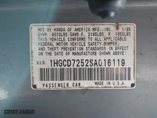1995 Honda Accord Cpe EX with VIN 1HGCD7252SA016119, listed as a IAAI auction lot 41594325 with 231,799 mi miles. Bid and sale history available at carsss.com. Image 9.