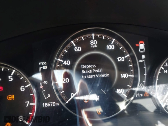 2024 Mazda CX-30 S Premium with VIN 3MVDMBDM8RM633580, listed as a IAAI auction lot 42152915 with 18,679 mi miles and . Bid and sale history available at DreamBid. Image 7.