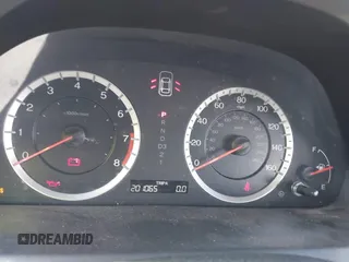 2011 Honda Accord EX-L с VIN 1HGCP3F88BA032555, выставлен на аукционе IAAI как лот 42556674 с пробегом 201 065 миль миль и . История ставок и продаж доступна на DreamBid. Изображение 7.
