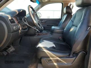 2012 Chevrolet Suburban LTZ with VIN 1GNSKKE71CR310010, listed as a Copart auction lot 48943445 with 311,512 mi miles and Clean title. Bid and sale history available at DreamBid. Image 7.