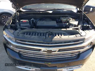 2019 Chevrolet Silverado 1500 High Country with VIN 1GCUYHEL6KZ236050, listed as a IAAI auction lot 41386918 with 105,462 mi miles. Bid and sale history available at carsss.com. Image 10.