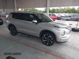 2022 Mitsubishi Outlander SE z VIN JA4J3UA82NZ009853, wystawiony jako IAAI lot #42352668 z przebiegiem 81 912 mil mil oraz . Historia ofert i sprzedaży dostępna na DreamBid. Obrazek 1.