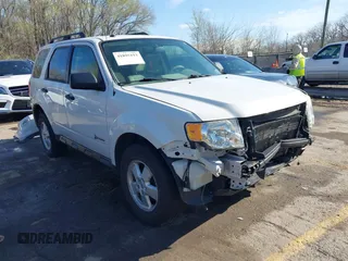 2011 Ford Escape Hybrid with VIN 1FMCU4K37BKC68370, listed as a IAAI auction lot 41895193 with 220,321 mi miles and . Bid and sale history available at DreamBid. Image 1.
