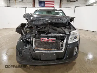 2015 GMC Terrain SLE z VIN 2GKFLVEK9F6149407, wystawiony jako Copart lot #56073465 z przebiegiem 91 994 mil mil oraz Czysty tytuł • Clean title. Historia ofert i sprzedaży dostępna na DreamBid. Obrazek 5.