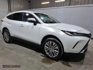 2024 Toyota Venza LE with VIN JTEAAAAH2RJ183626, listed as a Copart auction lot 50416635 with 14,118 mi miles and Clean Title. Bid and sale history available at carsss.com. Image 4.