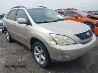 2005 Lexus RX 330 with VIN 2T2GA31U95C031108, listed as a IAAI auction lot 41823106 with 233,989 mi miles. Bid and sale history available at carsss.com. Image 1.