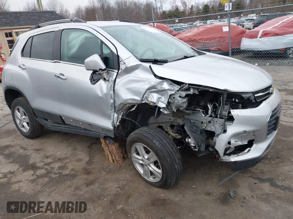 2020 Chevrolet Trax LT with VIN KL7CJPSB6LB040073, listed as a IAAI auction lot 41729327 with 65,652 mi miles. Bid and sale history available at carsss.com. Image 1.