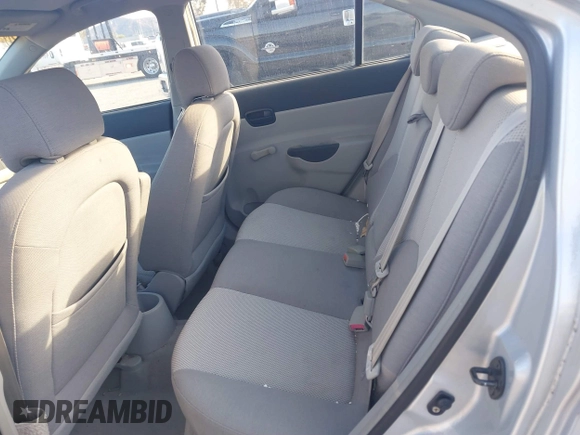 2006 Hyundai Accent GLS with VIN KMHCN46C86U007833, listed as a IAAI auction lot 41760603 with 60,030 mi miles. Bid and sale history available at carsss.com. Image 8.