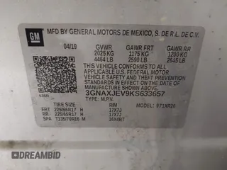 2019 Chevrolet Equinox LT z VIN 3GNAXJEV9KS633657, wystawiony jako IAAI lot #42379968 z przebiegiem 75 398 mil mil oraz . Historia ofert i sprzedaży dostępna na DreamBid. Obrazek 9.