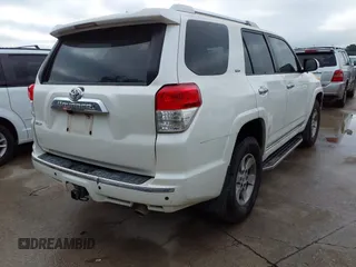 2011 Toyota 4Runner SR5 with VIN JTEZU5JR6B5028022, listed as a IAAI auction lot 42117576 with 246,000 mi miles and . Bid and sale history available at DreamBid. Image 4.