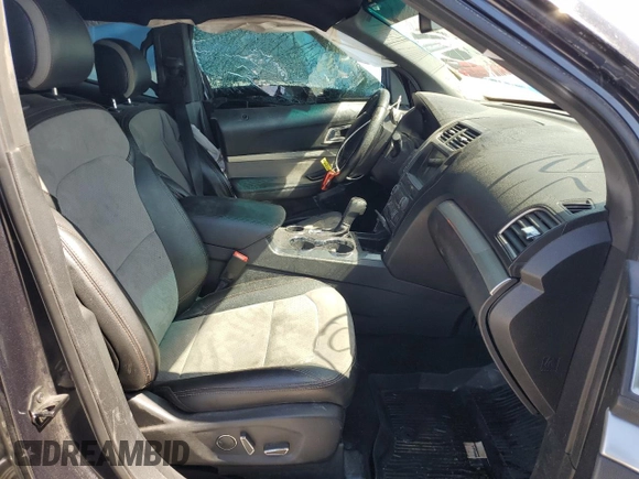 2017 Ford Explorer XLT with VIN 1FM5K7D82HGA70137, listed as a Copart auction lot 57715745 with 91,282 mi miles and Salvage title. Bid and sale history available at DreamBid. Image 7.