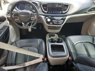 2021 Chrysler Pacifica Touring L with VIN 2C4RC3BG6MR511380, listed as a Copart auction lot 54237075 with 92,172 mi miles and Salvage title. Bid and sale history available at DreamBid. Image 8.