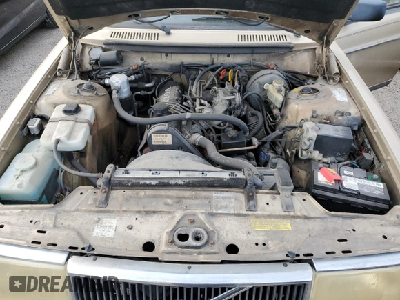 1993 Volvo 240 with VIN YV1AW8808P1945301, listed as a Copart auction lot 76269044 with 121,083 mi miles and Non repairable. Bid and sale history available at DreamBid. Image 12.