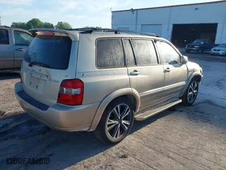 2006 Toyota Highlander w/3rd Row with VIN JTEDP21A160107112, listed as a IAAI auction lot 41885073 with 231,521 mi miles. Bid and sale history available at carsss.com. Image 4.