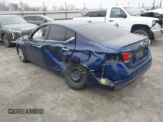 2020 Nissan Altima S z VIN 1N4BL4BV0LC113410, wystawiony jako IAAI lot #41500686 z przebiegiem 73 843 mil mil oraz . Historia ofert i sprzedaży dostępna na DreamBid. Obrazek 3.