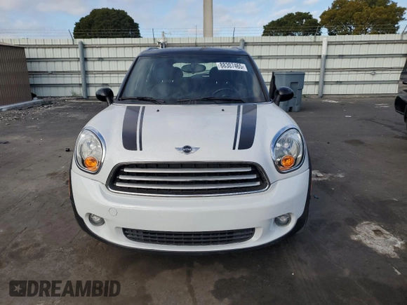 2011 MINI Countryman with VIN WMWZB3C58BWM00461, listed as a Copart auction lot 88307465 with 69,807 mi miles and Non repairable. Bid and sale history available at DreamBid. Image 5.
