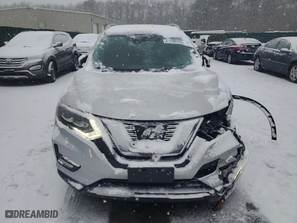 2017 Nissan Rogue SL with VIN 5N1AT2MVXHC811002, listed as a Copart auction lot 43378935 with 60,530 mi miles and Salvage Title. Bid and sale history available at carsss.com. Image 5.
