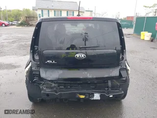 2015 Kia Soul with VIN KNDJN2A20F7810164, listed as a IAAI auction lot 41972815 with 97,095 mi miles. Bid and sale history available at carsss.com. Image 17.
