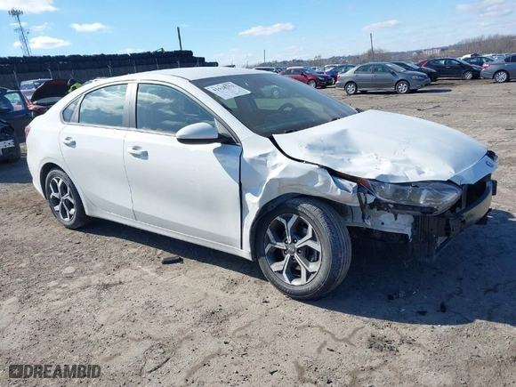 2021 Kia Forte LXS with VIN 3KPF24AD0ME325838, listed as a IAAI auction lot 41628351 with 57,846 mi miles. Bid and sale history available at carsss.com. Image 1.