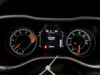 2018 Jeep Cherokee Latitude Plus z VIN 1C4PJMLX3JD507786, wystawiony jako Copart lot #60421095 z przebiegiem 28 006 mil mil oraz Szkoda całkowita • Salvage title. Historia ofert i sprzedaży dostępna na DreamBid. Obrazek 9.