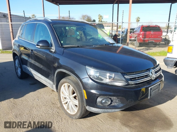 2012 Volkswagen Tiguan S with VIN WVGBV7AX4CW607546, listed as a IAAI auction lot 41295646 with 115,670 mi miles and . Bid and sale history available at DreamBid. Image 1.