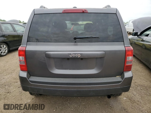 2017 Jeep Patriot Sport z VIN 1C4NJPBA5HD141135, wystawiony jako Copart lot #57626065 z przebiegiem 188 568 mil mil oraz Czysty tytuł • Clean title. Historia ofert i sprzedaży dostępna na DreamBid. Obrazek 6.