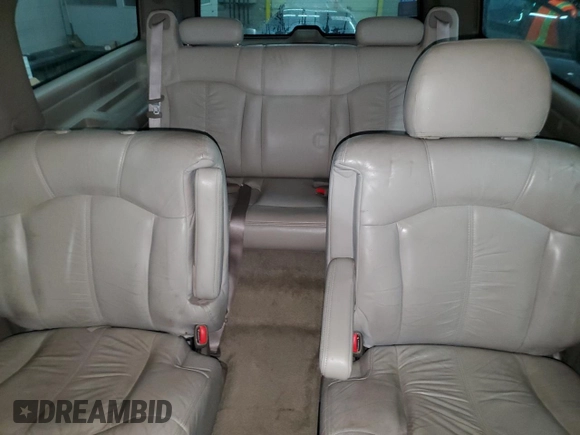 2002 Chevrolet Suburban LS with VIN 1GNFK16Z12J230280, listed as a Copart auction lot 45715015 with 0 mi miles and Salvage Title. Bid and sale history available at carsss.com. Image 10.