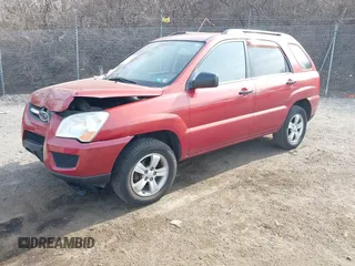 2009 Kia Sportage LX with VIN KNDJF724197558391, listed as a IAAI auction lot 41696362 with 170,555 mi miles. Bid and sale history available at carsss.com. Image 2.