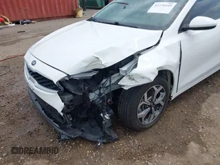 2021 Kia Forte LXS с VIN 3KPF24AD5ME358026, выставлен на аукционе IAAI как лот 42270449 с пробегом 43 917 миль миль и . История ставок и продаж доступна на DreamBid. Изображение 6.