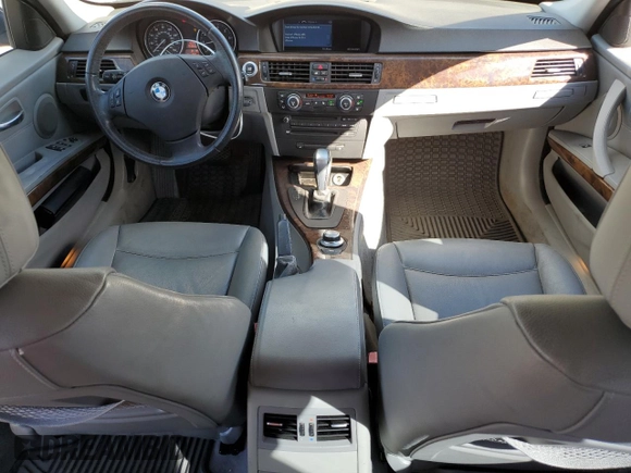 2008 BMW 3 Series 328i with VIN WBAVC53548FZ82073, listed as a Copart auction lot 46715705 with 92,516 mi miles and Salvage Title. Bid and sale history available at DreamBid. Image 8.