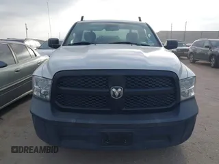 2019 Ram 1500 Classic Tradesman with VIN 3C6JR6DT0KG522330, listed as a IAAI auction lot 41789462 with 91,347 mi miles. Bid and sale history available at carsss.com. Image 12.