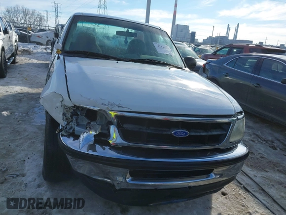 1997 Ford F-150 with VIN 1FTDF17W5VLA93748, listed as a IAAI auction lot 41342357 with 191,234 mi miles and . Bid and sale history available at DreamBid. Image 12.