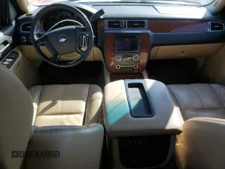 2008 Chevrolet Suburban LTZ with VIN 3GNFC16J78G204719, listed as a Copart auction lot 76814694 with 258,396 mi miles and Salvage Title. Bid and sale history available at carsss.com. Image 8.
