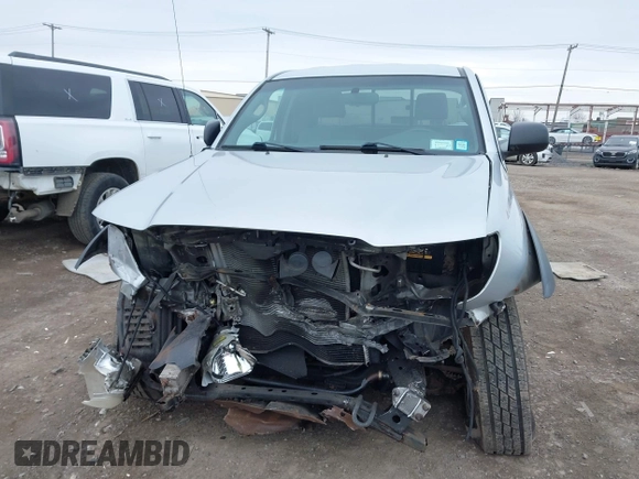 2006 Toyota Tacoma with VIN 5TEUX42N66Z233581, listed as a IAAI auction lot 41897141 with 153,117 mi miles and . Bid and sale history available at DreamBid. Image 12.