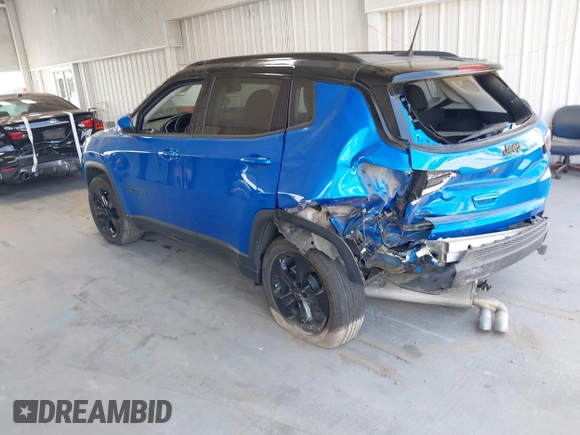 2020 Jeep Compass Altitude with VIN 3C4NJCBB3LT257440, listed as a IAAI auction lot 42115129 with 70,990 mi miles and . Bid and sale history available at carsss.com. Image 3.