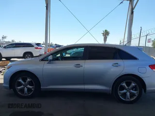 2009 Toyota Venza with VIN 4T3ZK11A19U005277, listed as a IAAI auction lot 42638142 with 92,241 mi miles and . Bid and sale history available at DreamBid. Image 14.